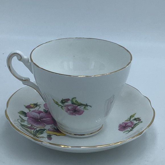 Regency English Bone China Pansy Teacup and Saucer - Picture 4 of 12